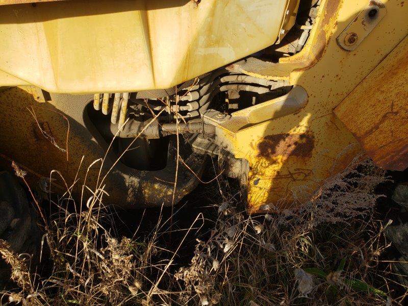  1987 CAT 916 at Conquest Equipment Manitoba