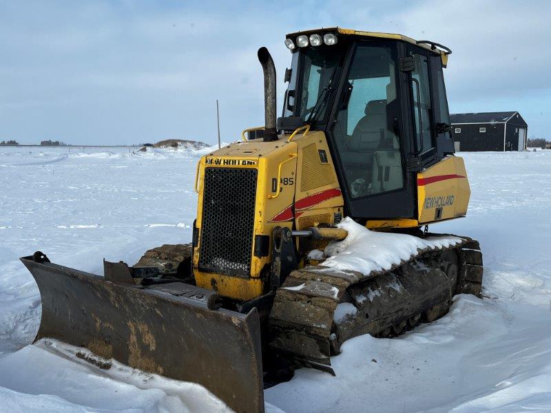  2006 New Holland DC85 at Conquest Equipment Saskatchewan