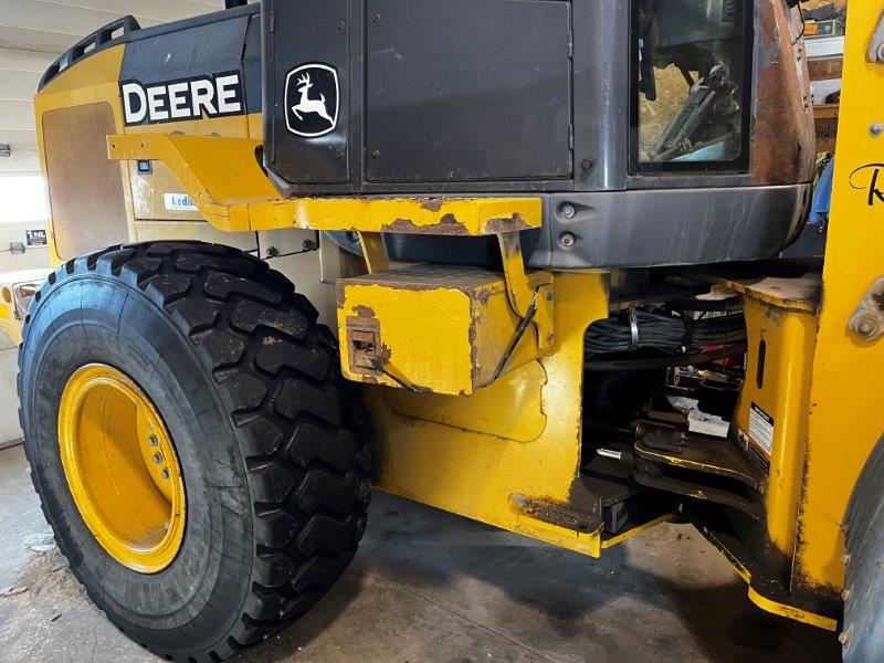  2006 DEERE 544J at Conquest Equipment Saskatchewan