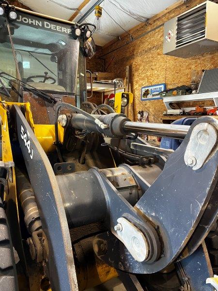 2006 DEERE 544J at Conquest Equipment Saskatchewan