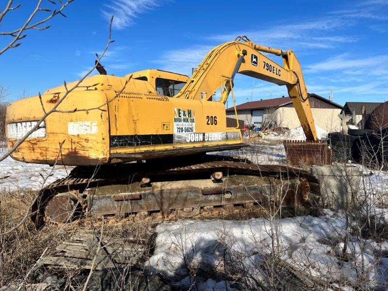  1994 DEERE 790E LC at Conquest Equipment Saskatchewan