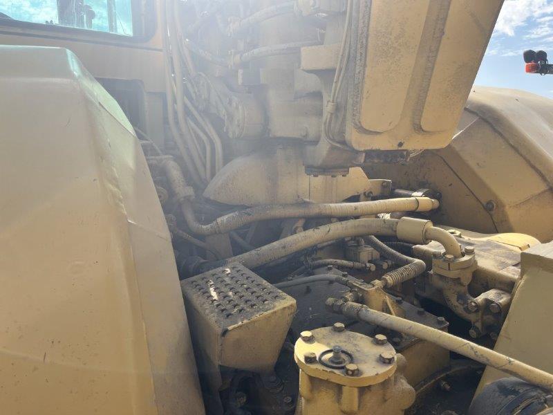  1989 CAT 621E at Conquest Equipment Saskatchewan