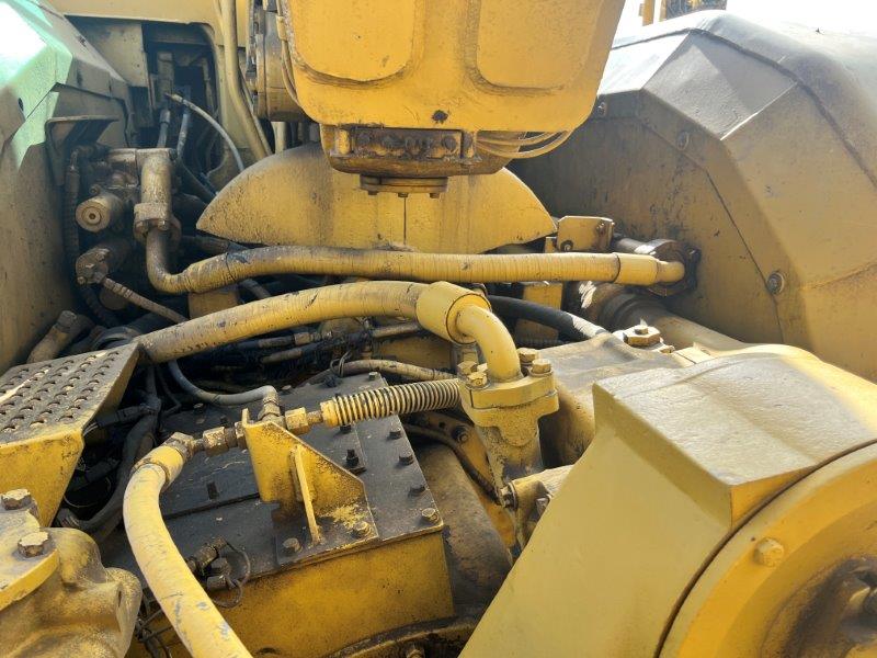  1989 CAT 621E at Conquest Equipment Saskatchewan