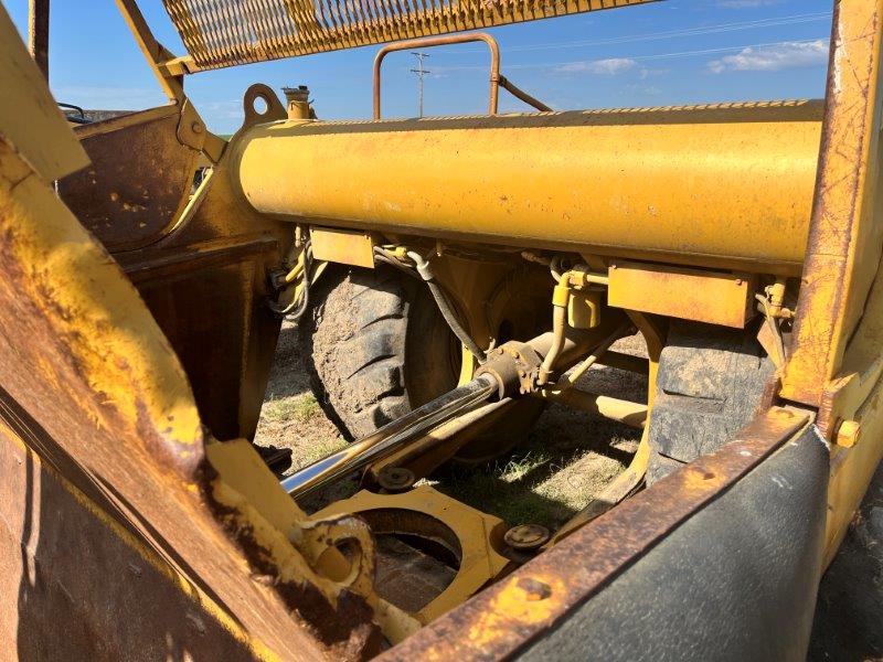  1989 CAT 621E at Conquest Equipment Saskatchewan