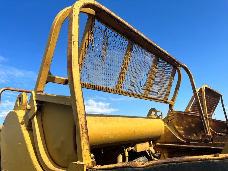  1989 CAT 621E at Conquest Equipment Saskatchewan