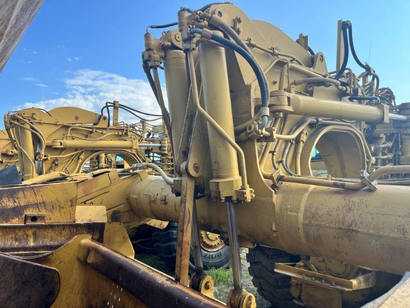 1989 CAT 621E at Conquest Equipment Saskatchewan