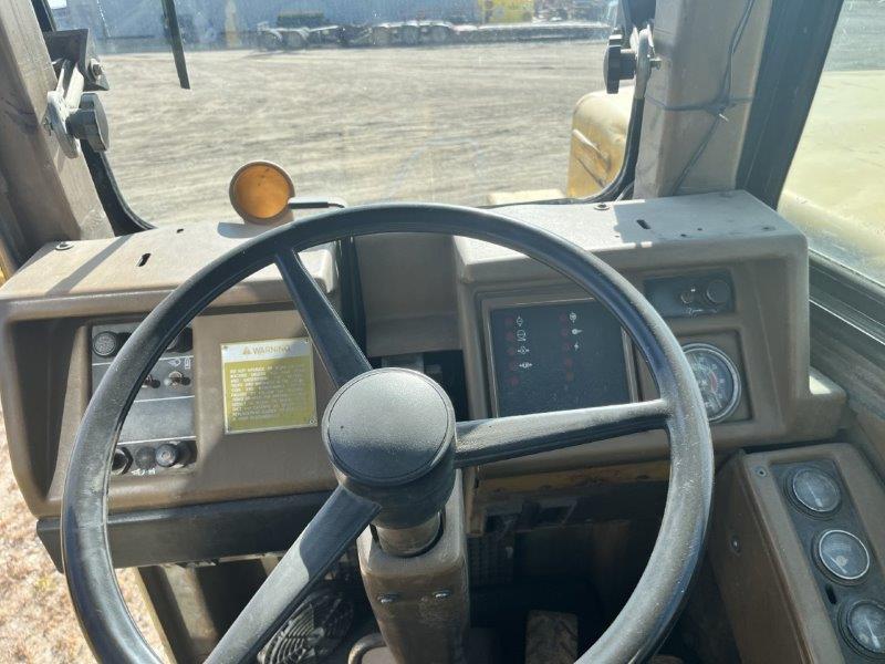  1989 CAT 621E at Conquest Equipment Saskatchewan