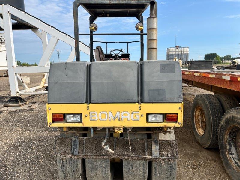  2001 Bomag BW144AC-2 at Conquest Equipment Manitoba
