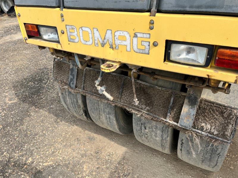  2001 Bomag BW144AC-2 at Conquest Equipment Manitoba
