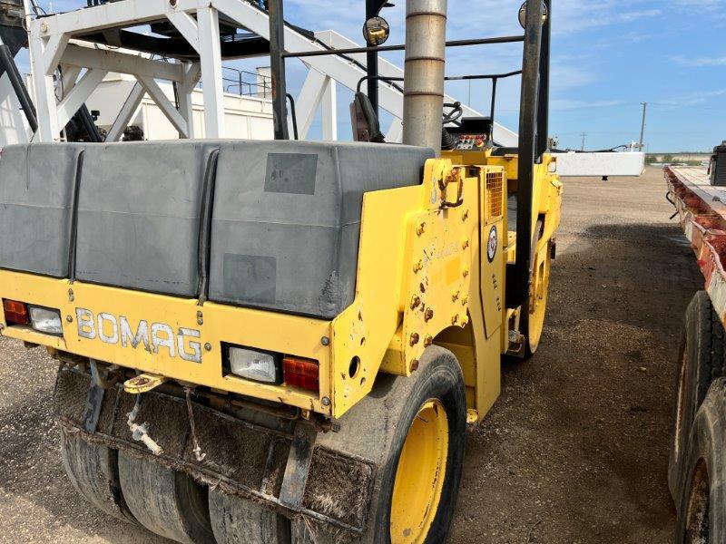  2001 Bomag BW144AC-2 at Conquest Equipment Manitoba