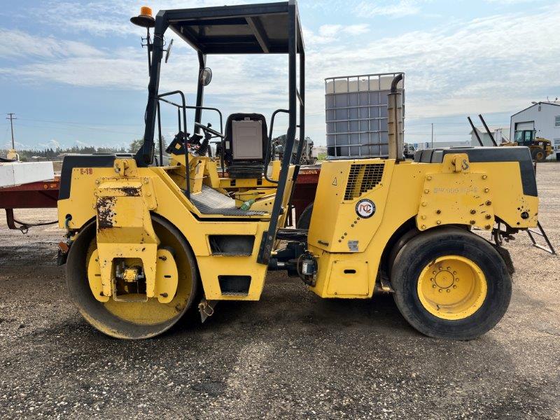  2001 Bomag BW144AC-2 at Conquest Equipment Manitoba