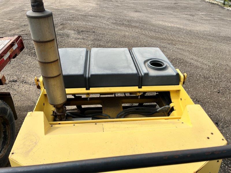  2001 Bomag BW144AC-2 at Conquest Equipment Manitoba