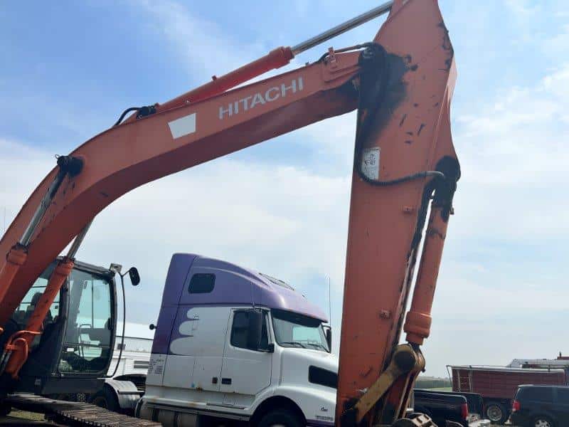  2010 HITACHI ZX270 LC-3 at Conquest Equipment Saskatchewan