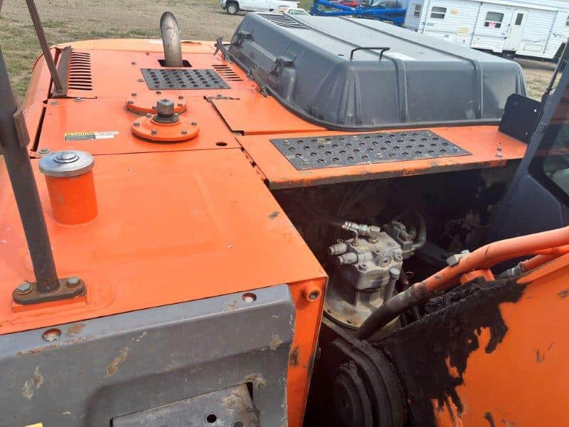  2010 HITACHI ZX270 LC-3 at Conquest Equipment Saskatchewan