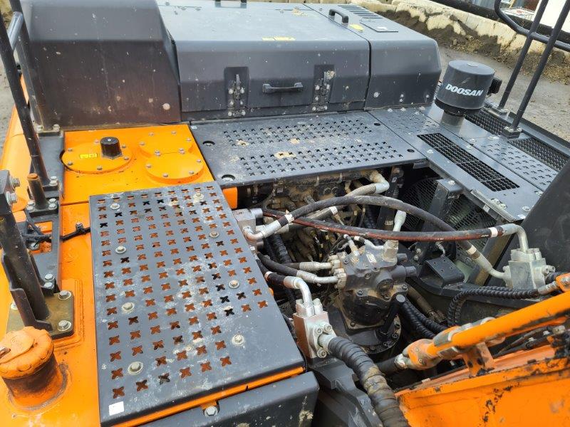  2022 Doosan DX350 LC-7 at Conquest Equipment British Columbia