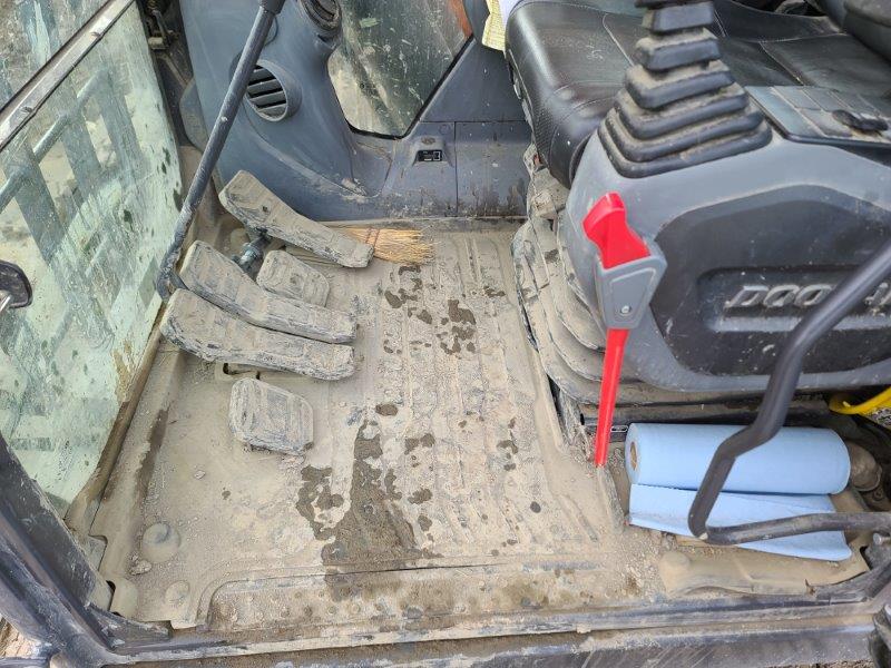  2022 Doosan DX350 LC-7 at Conquest Equipment British Columbia