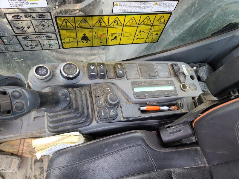  2022 Doosan DX350 LC-7 at Conquest Equipment British Columbia