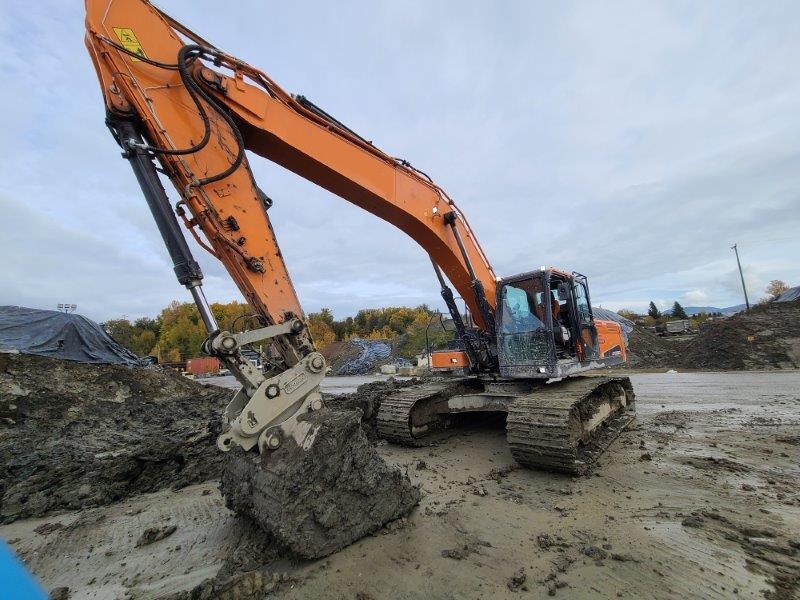  2021 Doosan DX350 LC-5 at Conquest Equipment British Columbia