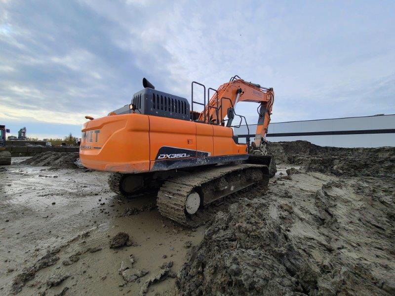  2021 Doosan DX350 LC-5 at Conquest Equipment British Columbia