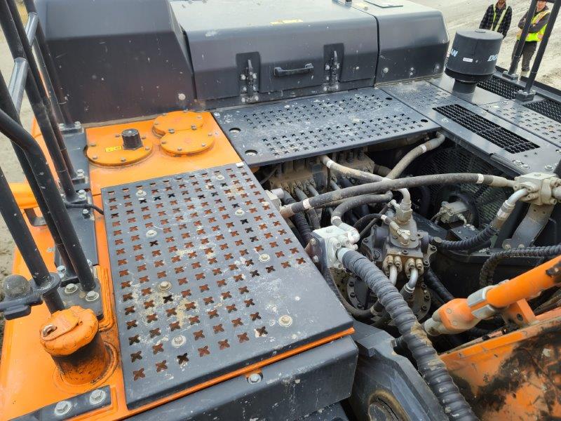  2021 Doosan DX350 LC-5 at Conquest Equipment British Columbia
