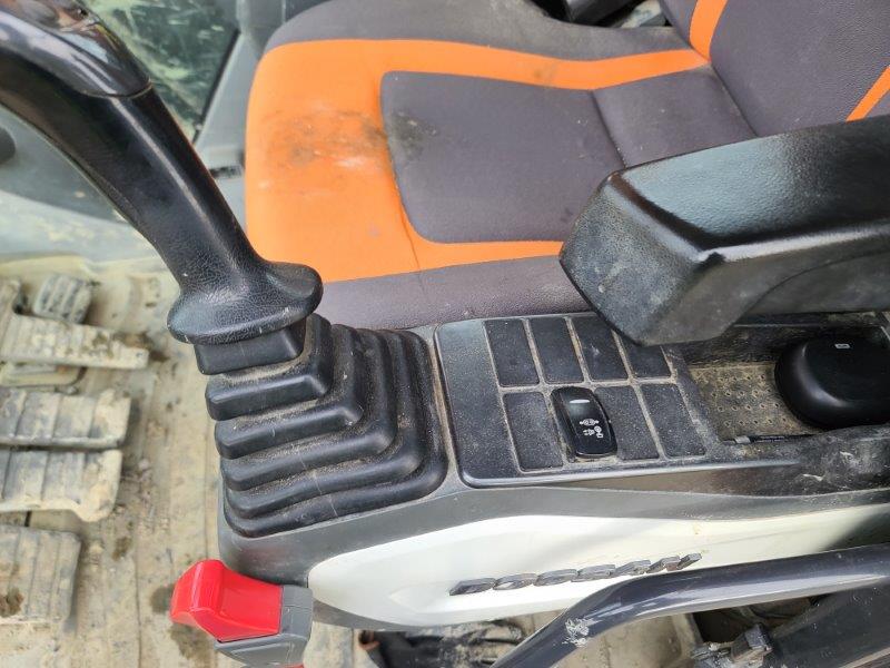  2021 Doosan DX350 LC-5 at Conquest Equipment British Columbia
