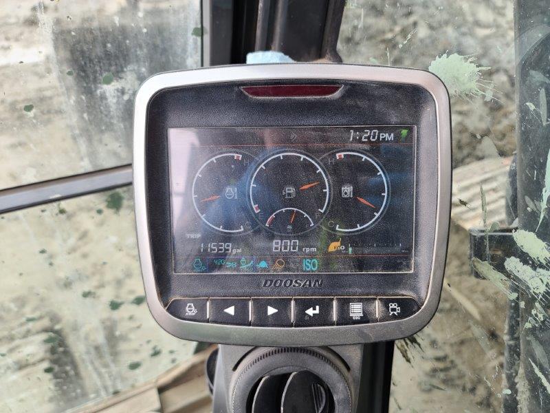  2021 Doosan DX350 LC-5 at Conquest Equipment British Columbia