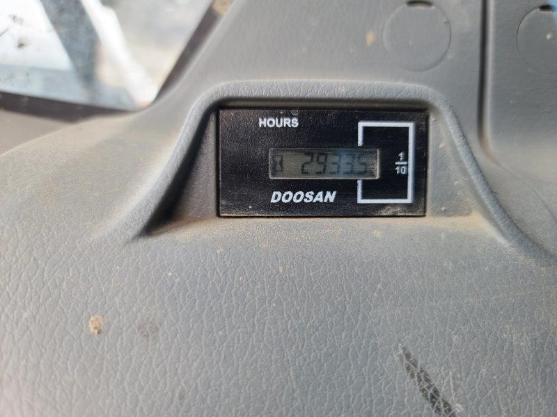  2021 Doosan DX350 LC-5 at Conquest Equipment British Columbia