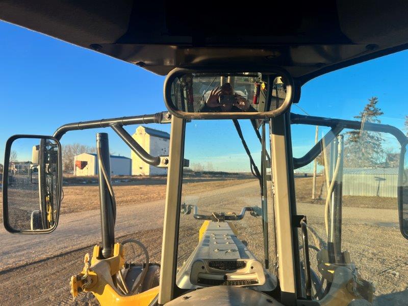  2017 CAT 140M VHP PLUS at Conquest Equipment Saskatchewan