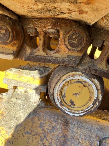  2007 DEERE 850J WLT at Conquest Equipment Saskatchewan