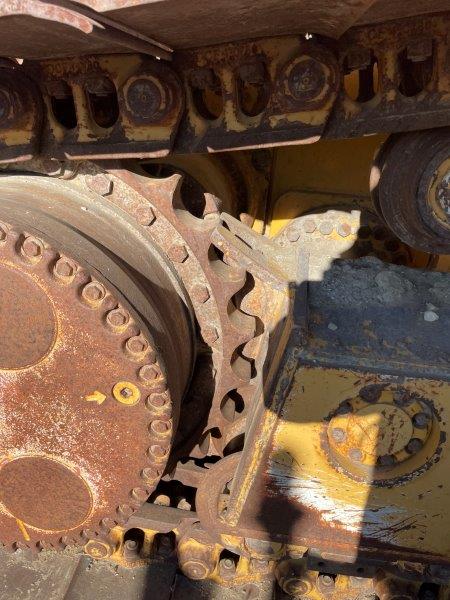  2007 DEERE 850J WLT at Conquest Equipment Saskatchewan