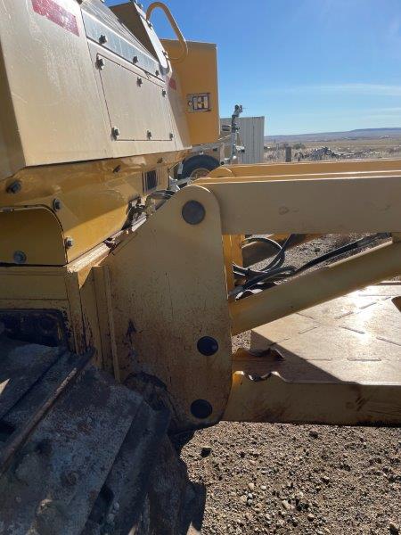  2007 DEERE 850J WLT at Conquest Equipment Saskatchewan