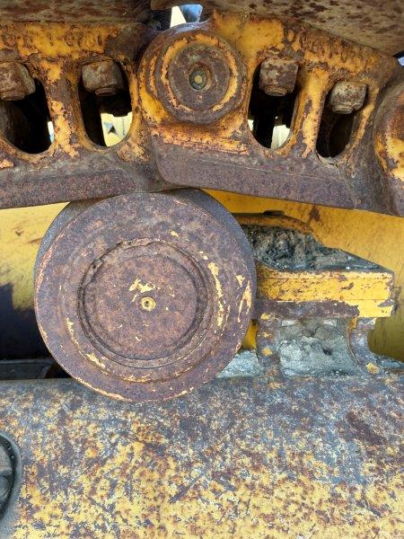  2007 DEERE 850J WLT at Conquest Equipment Saskatchewan