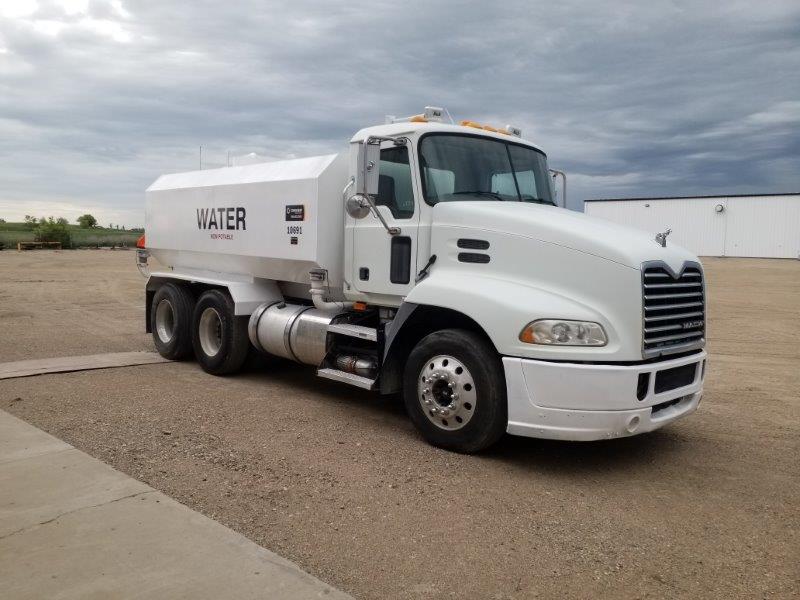  2013 Mack CXU613 at Conquest Equipment Estevan, SK