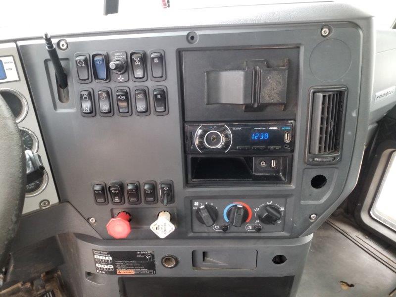 2013 Mack CXU613 at Conquest Equipment Estevan, SK