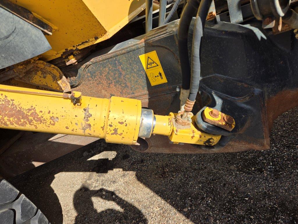  2006 KOMATSU HM300-2 at Conquest Equipment North Dakota