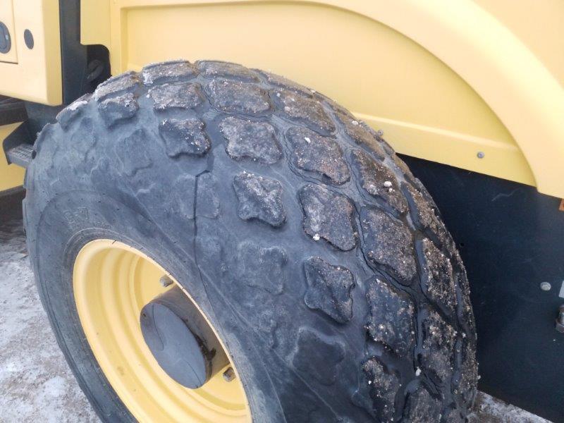  2013 Bomag BW211D-50 at Conquest Equipment Estevan, SK
