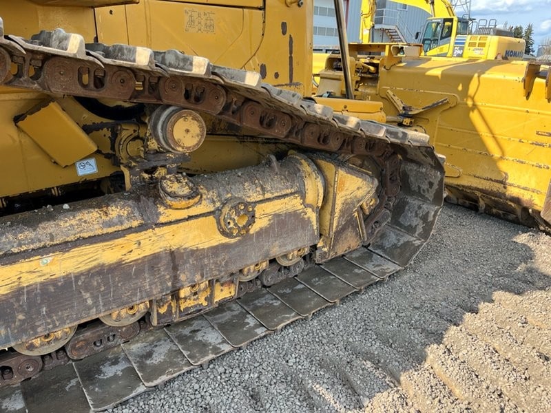  2013 CAT D6T LGP at Conquest Equipment Saskatchewan