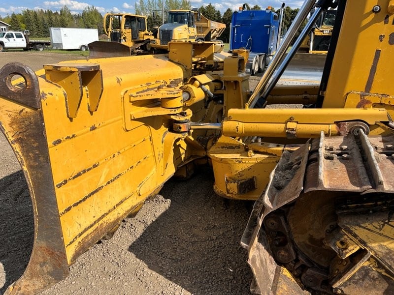  2013 CAT D6T LGP at Conquest Equipment Saskatchewan
