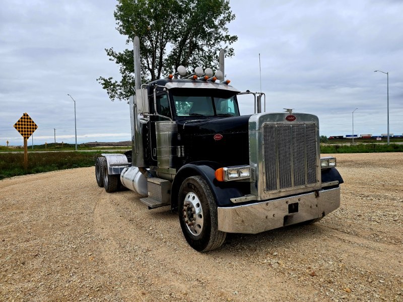  2007 Peterbilt 379 at Conquest Equipment Manitoba
