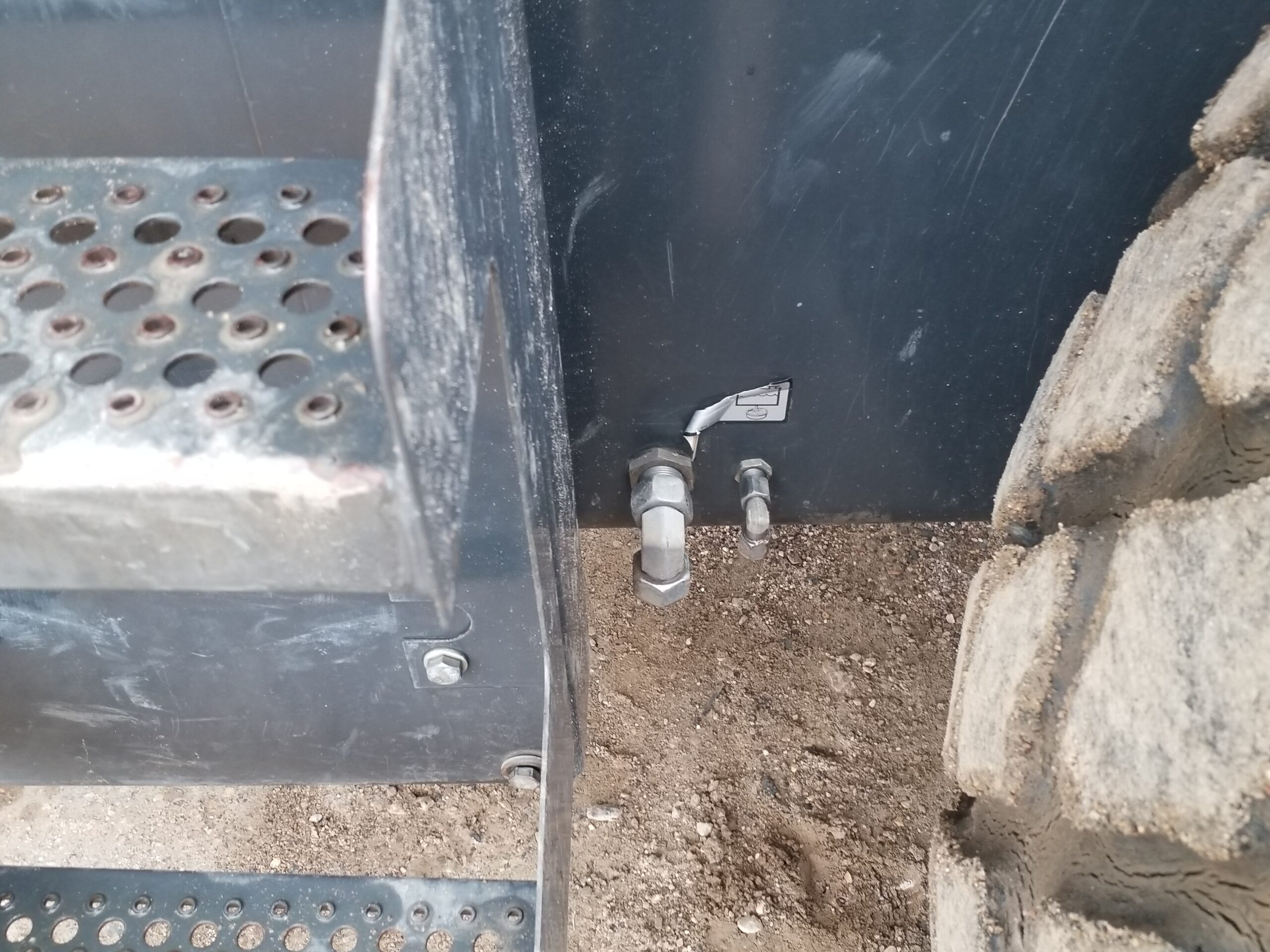  2014 Bomag BW211D-50 at Conquest Equipment British Columbia