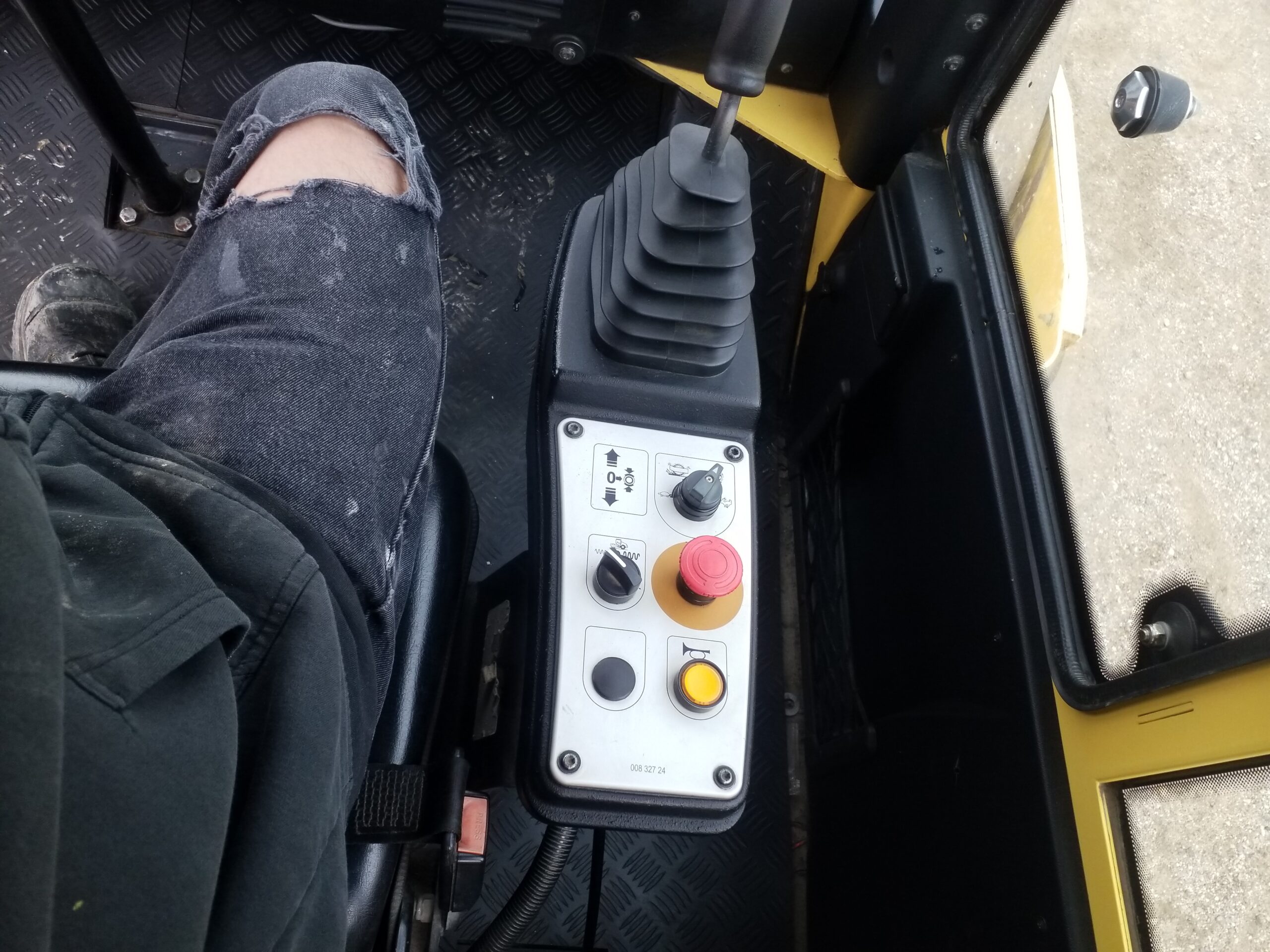  2014 Bomag BW211D-50 at Conquest Equipment British Columbia