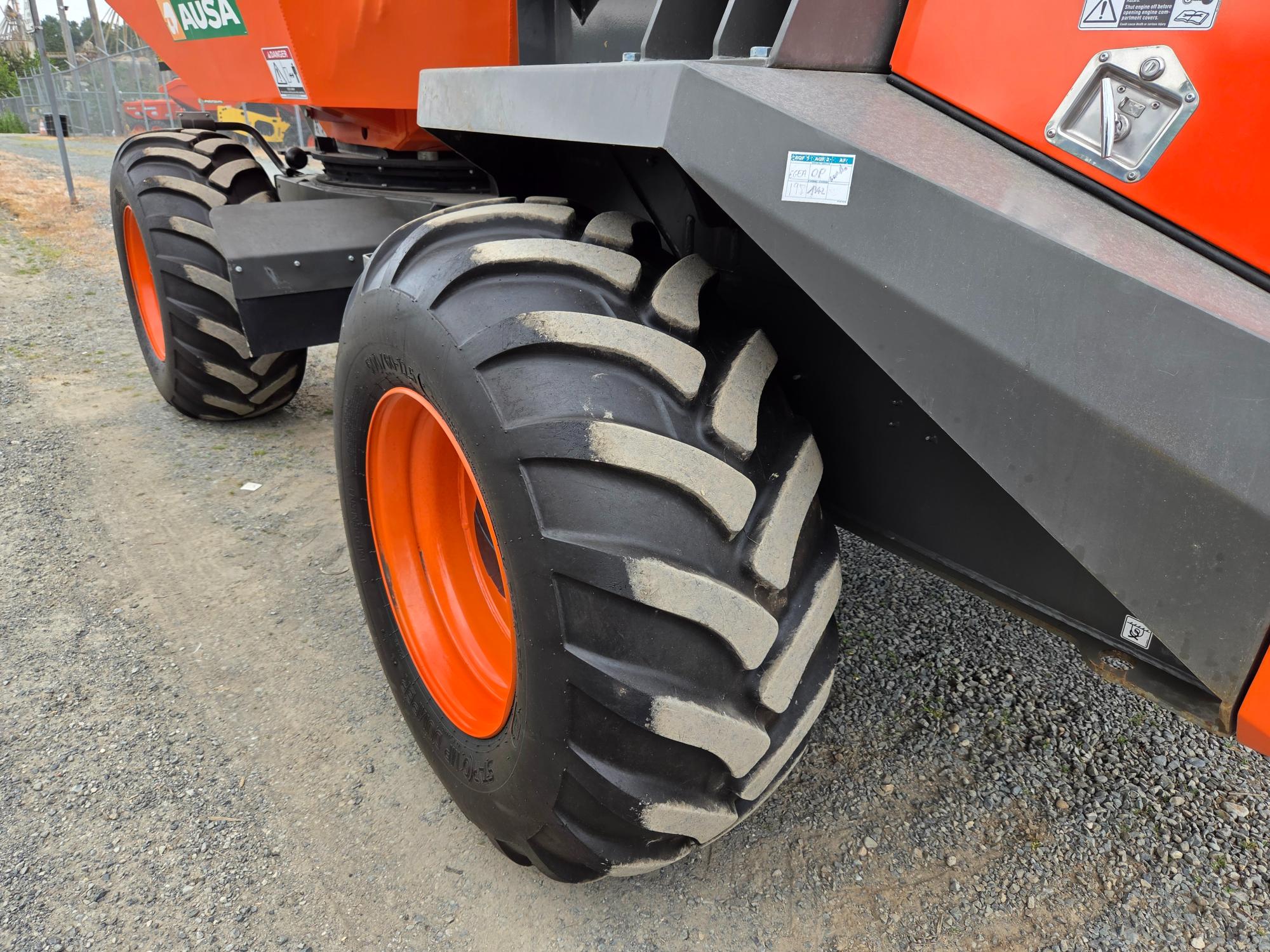  2021 AUSA DR1001 AHG at Conquest Equipment Abbotsford, BC