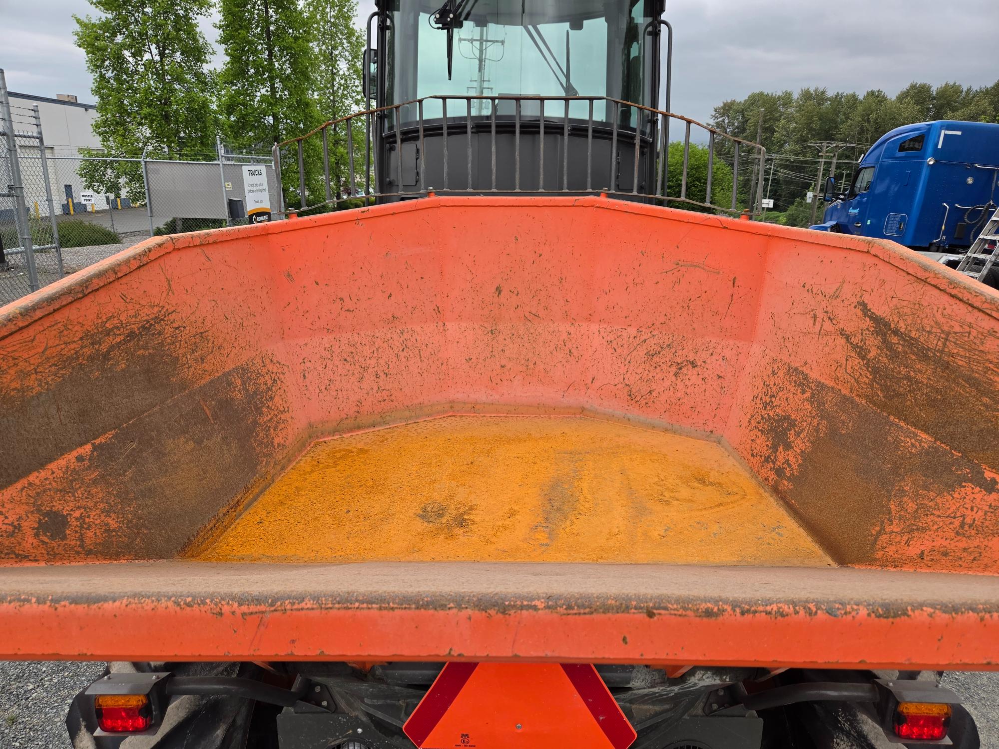  2021 AUSA DR601 AHG at Conquest Equipment Abbotsford BC