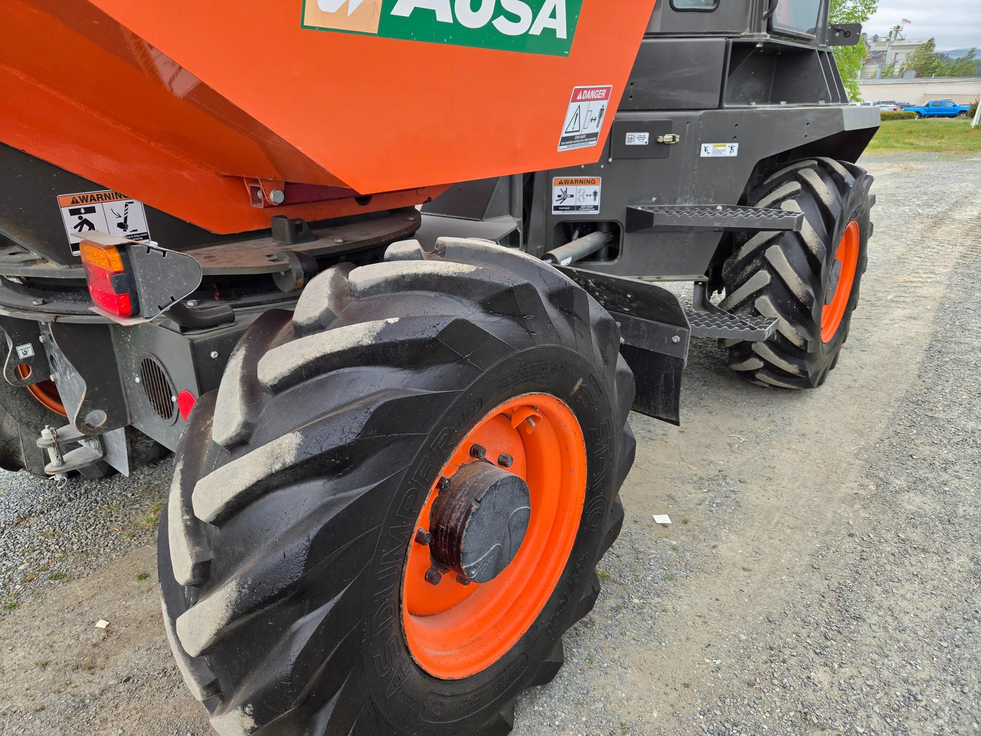  2021 AUSA DR601 AHG at Conquest Equipment Abbotsford BC