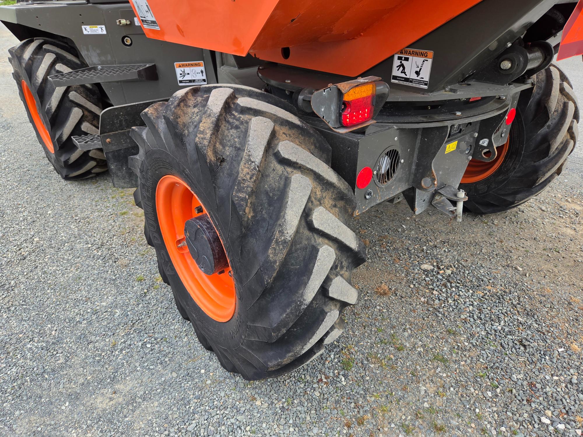  2021 AUSA DR601 AHG at Conquest Equipment Abbotsford BC