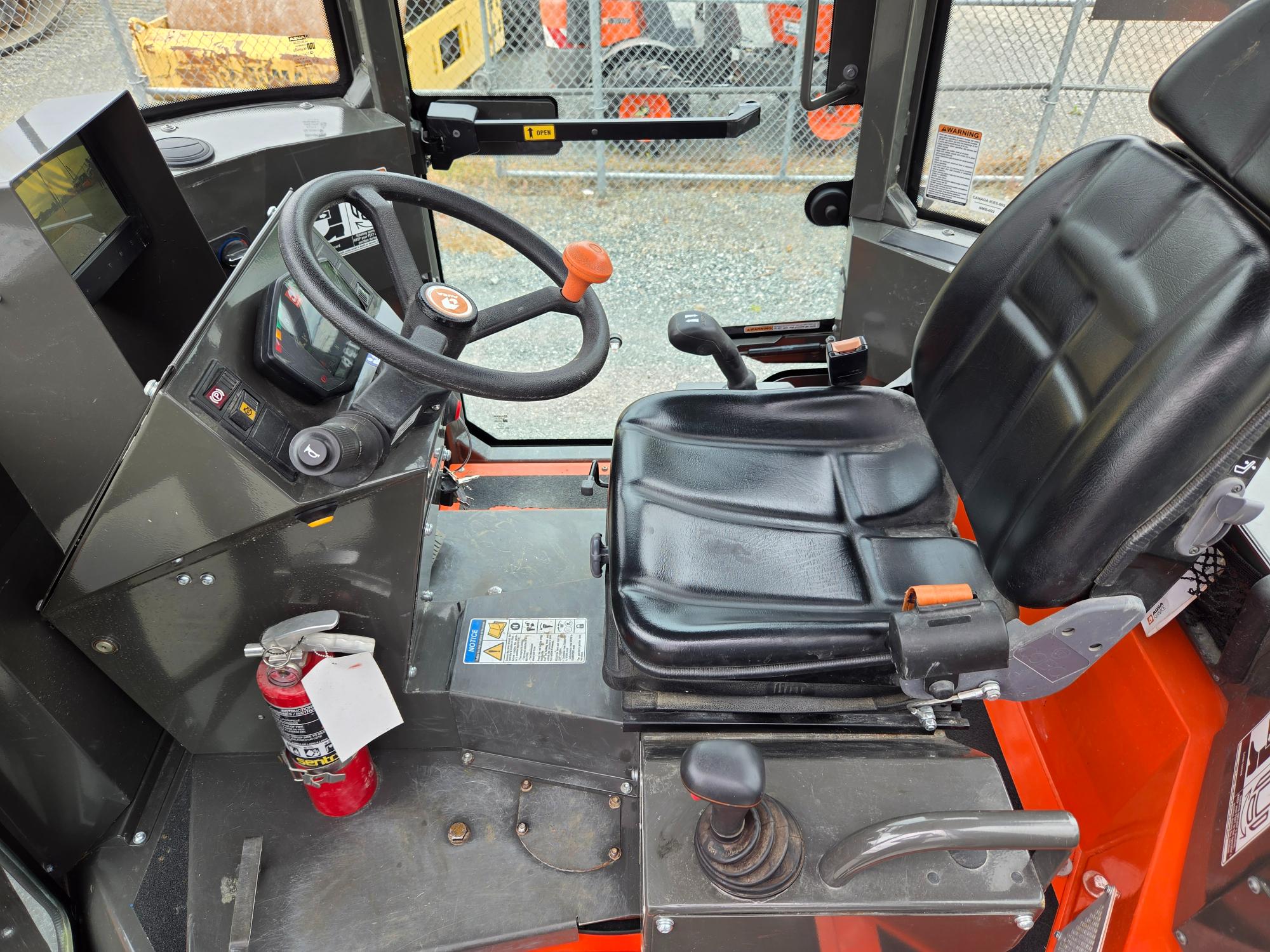  2021 AUSA DR601 AHG at Conquest Equipment Abbotsford BC