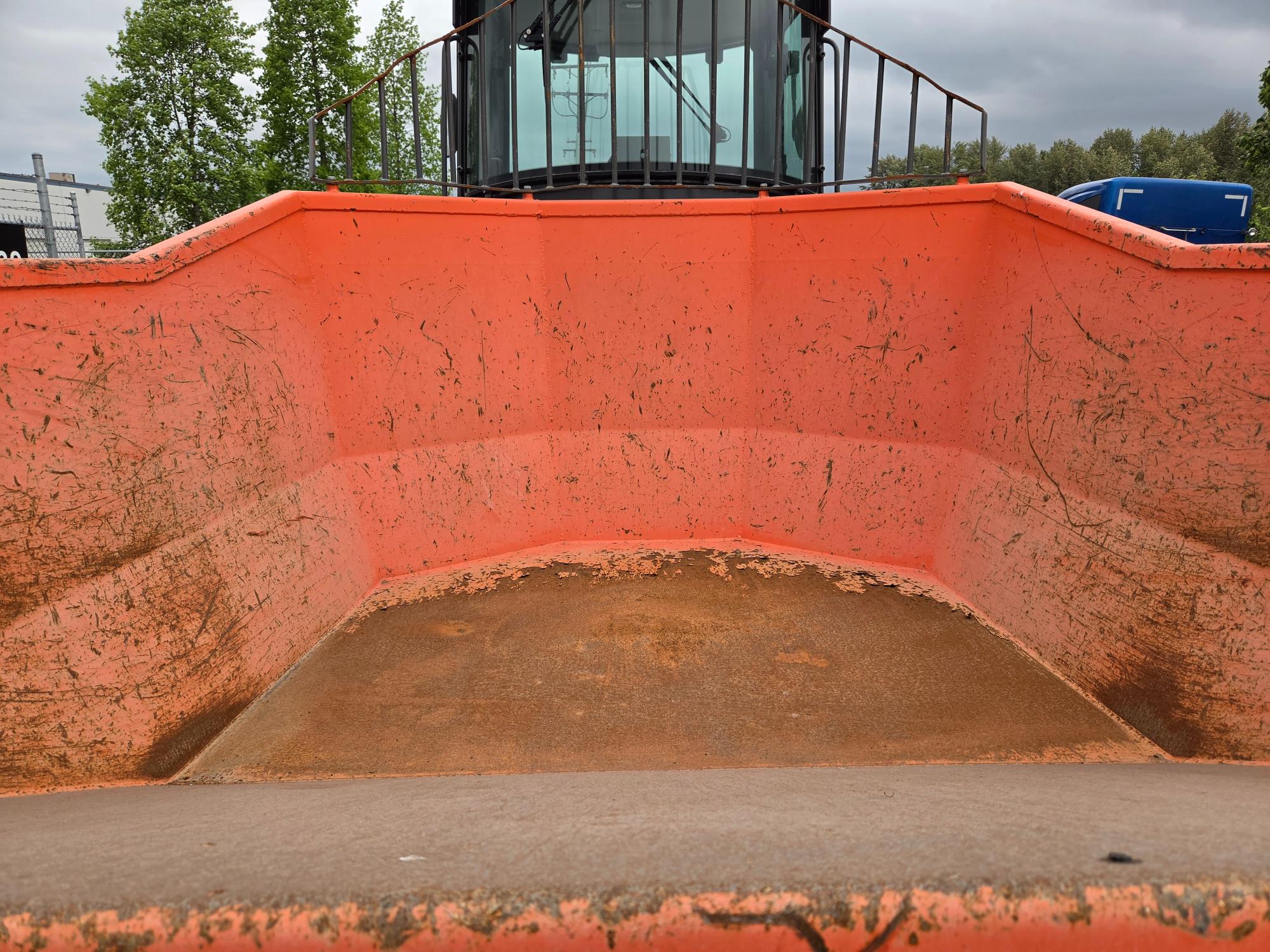  2021 AUSA DR1001 AHG at Conquest Equipment Abbotsford, BC