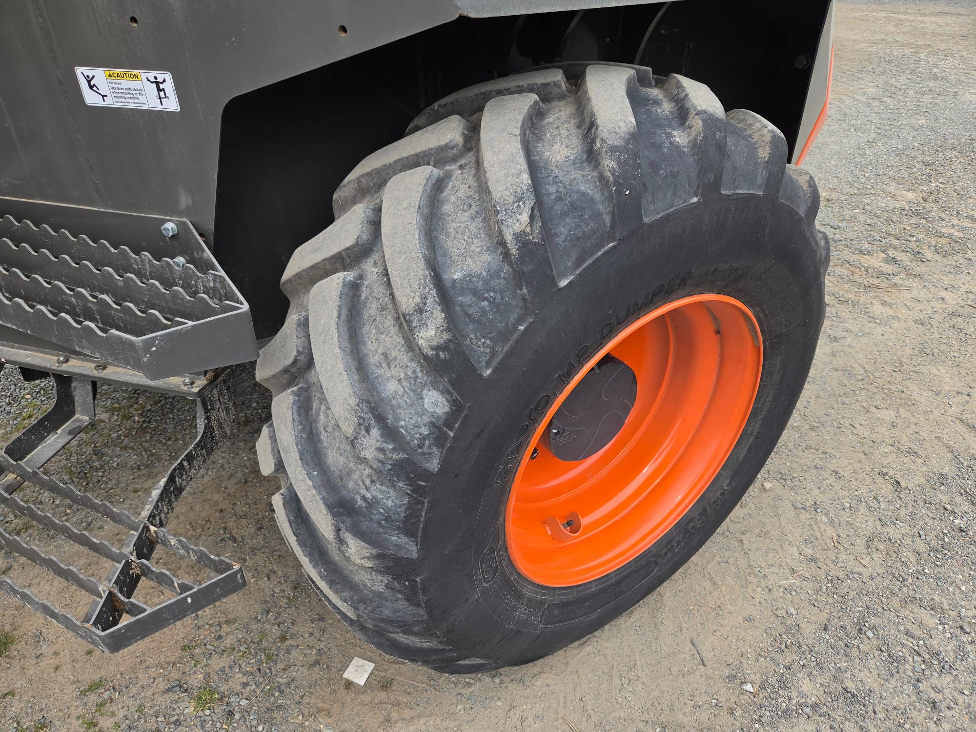  2021 AUSA DR1001 AHG at Conquest Equipment Abbotsford, BC