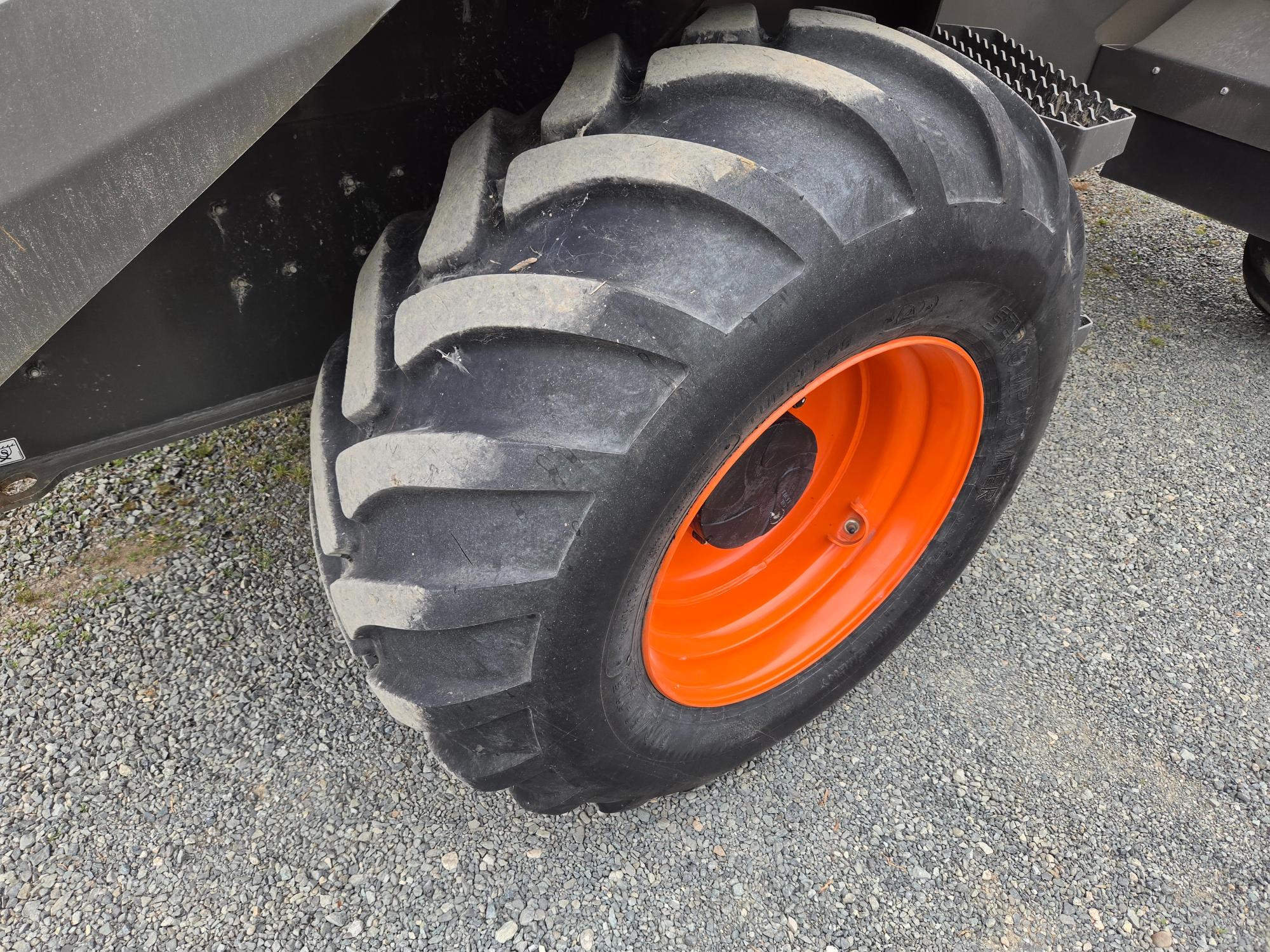  2021 AUSA DR1001 AHG at Conquest Equipment Abbotsford, BC