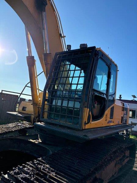  2011 KOMATSU PC270 LC-8 at Conquest Equipment Alberta